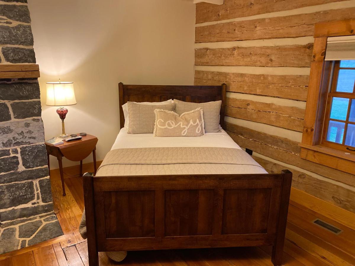 Silver Lake Bed And Breakfast Dayton Room photo